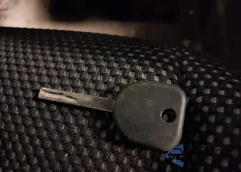 2011 Chevrolet Equinox 1Lt из США, поврежденный, VIN 2CNFLEEC6B6348733